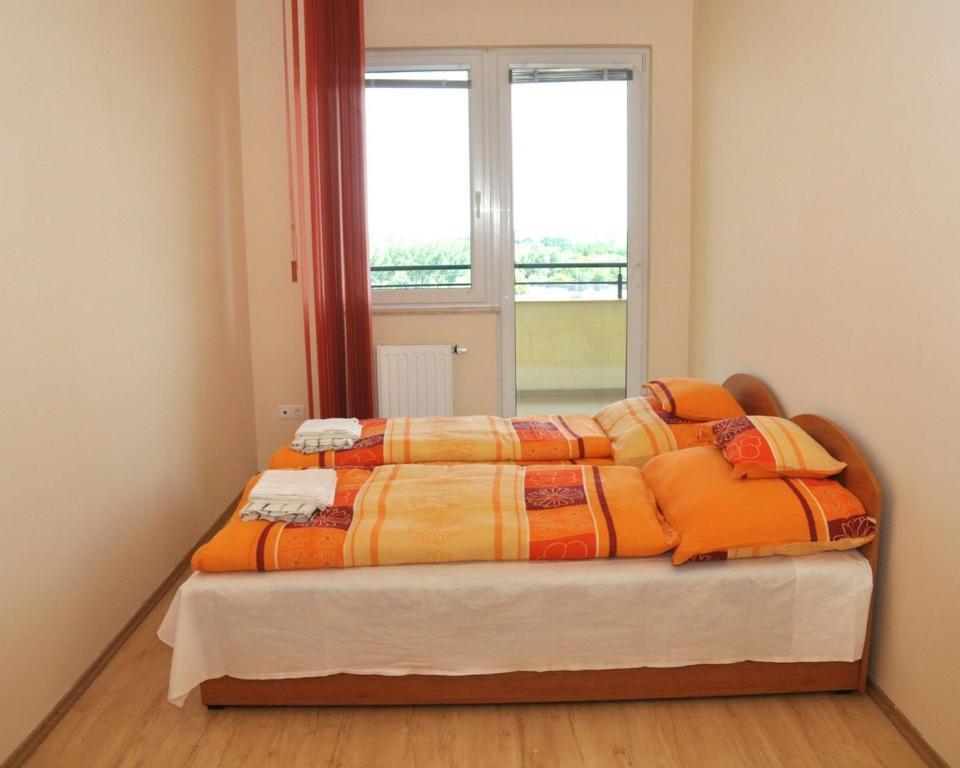 Tisza Palota Apartmanok Szeged Ruang foto