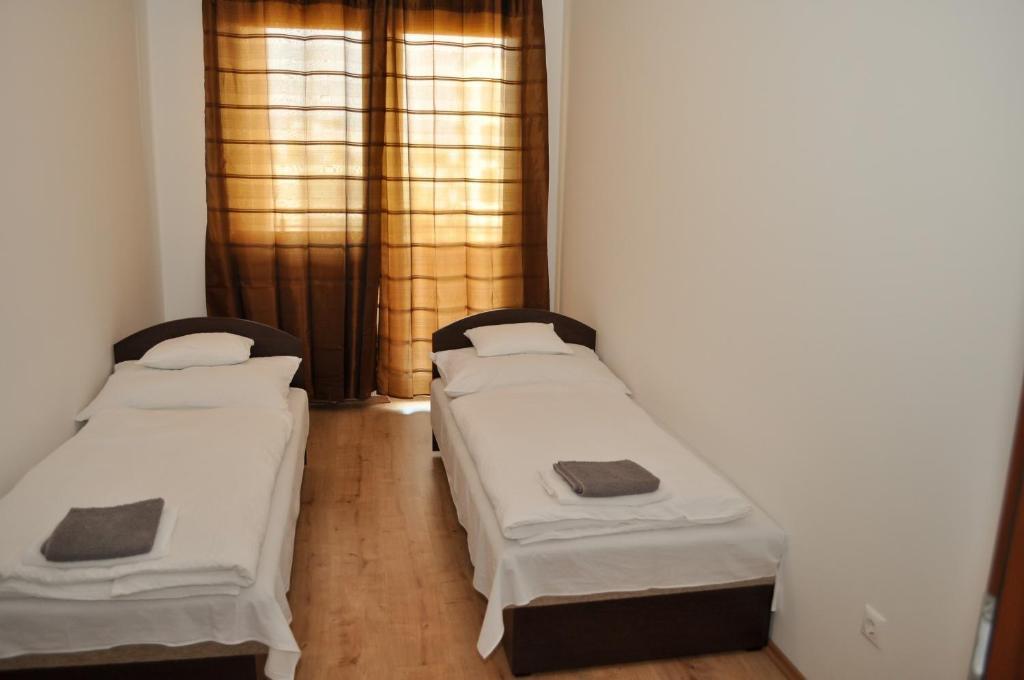 Tisza Palota Apartmanok Szeged Ruang foto