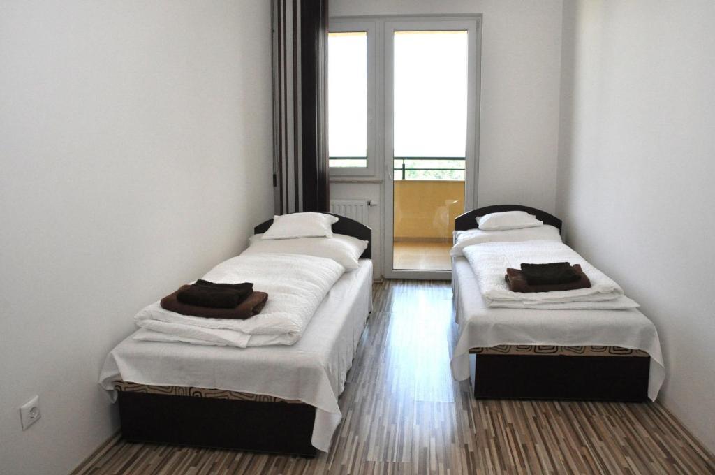 Tisza Palota Apartmanok Szeged Ruang foto