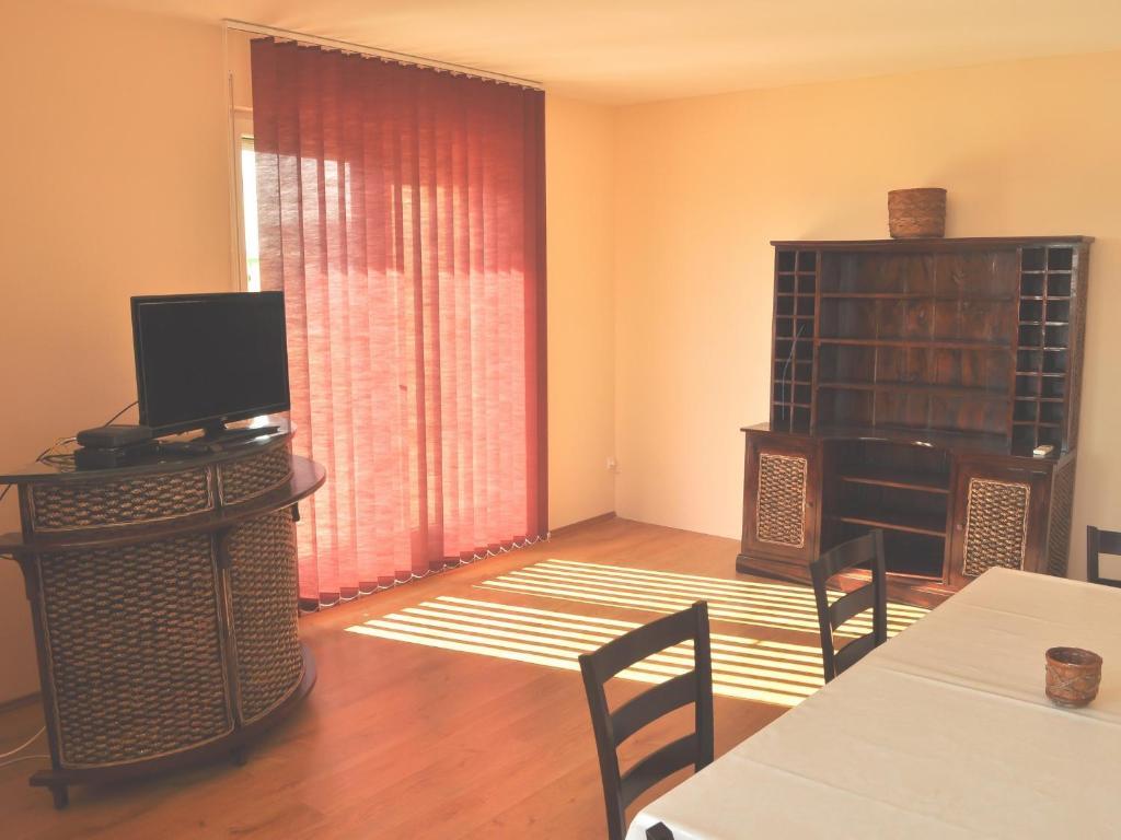 Tisza Palota Apartmanok Szeged Ruang foto
